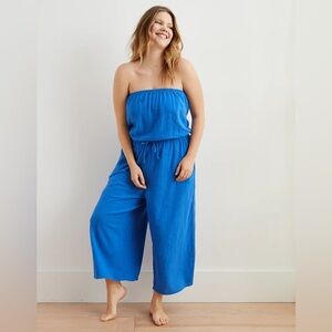 Aerie wide leg strapless jumpsuit in medium
